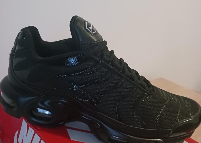 Grajewo ogłoszenia: Sprzedam oryginalne buty Nike  
Buty są NOWE, niechodzone, w...