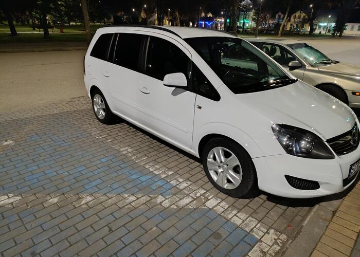 Grajewo ogłoszenia: Sprzedam Opel Zafira B 1.7 diesel, 7 osobowa, 2 komplety opon na...