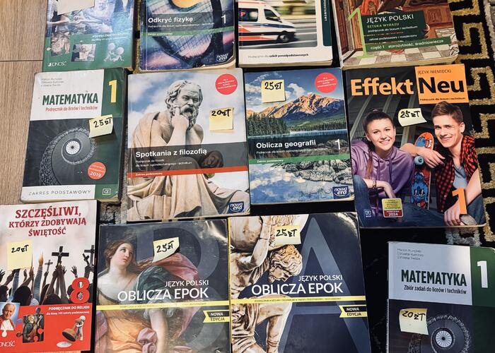 Grajewo ogłoszenia: Sprzedam książki do 1 klasy liceum/technikum.