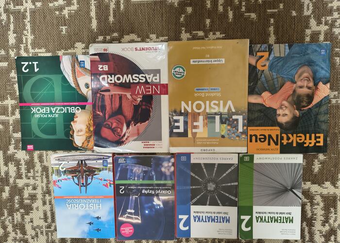 Grajewo ogłoszenia: Sprzedam podręczniki 25 zł sztuka