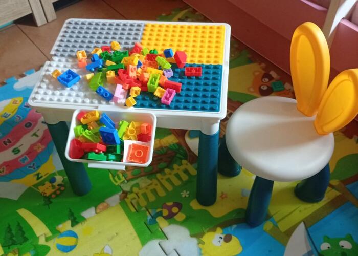 Grajewo ogłoszenia: Stół klocki LEGO i krzesło nowe