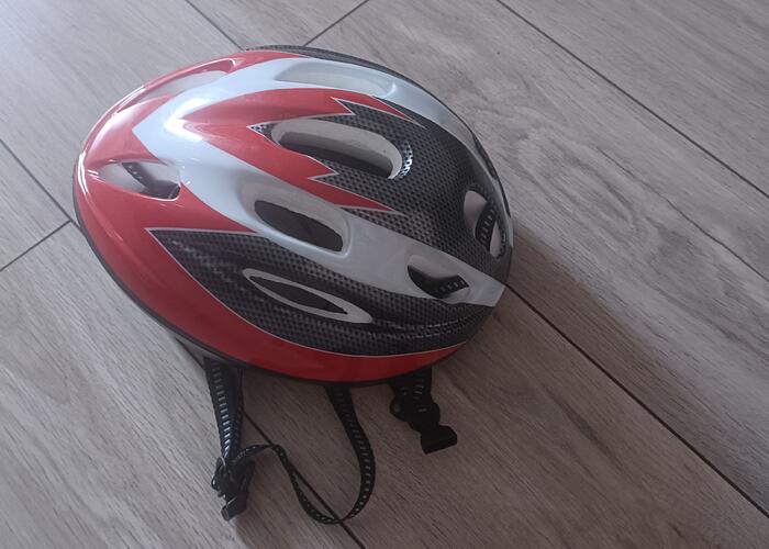 Grajewo ogłoszenia: Sprzedam kask rowerowy dziecięcy rozmiar L. Stan idealny.