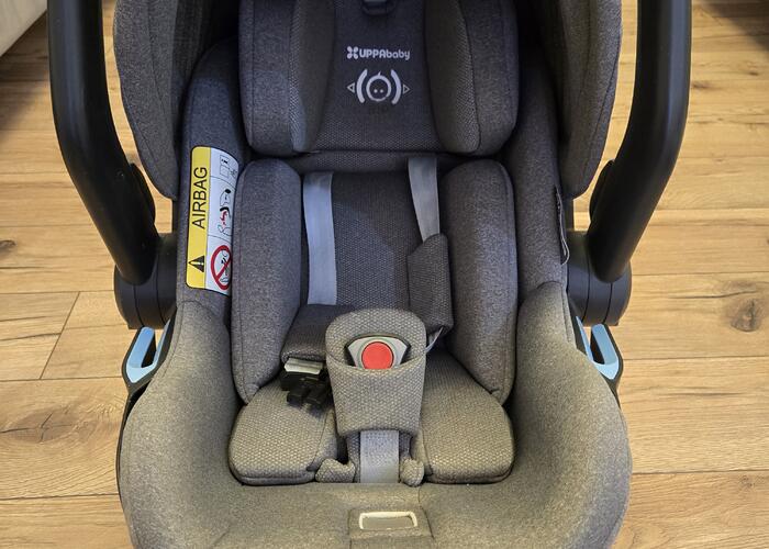 Grajewo ogłoszenia: Sprzedam nosidełko marki UPPABaby, stan bardzo dobry, materiały...