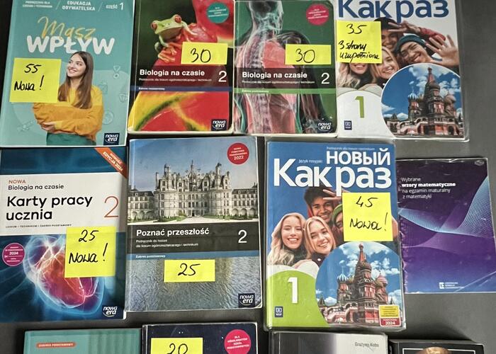 Grajewo ogłoszenia: Sprzedam podręczniki , od osoby niepalącej .