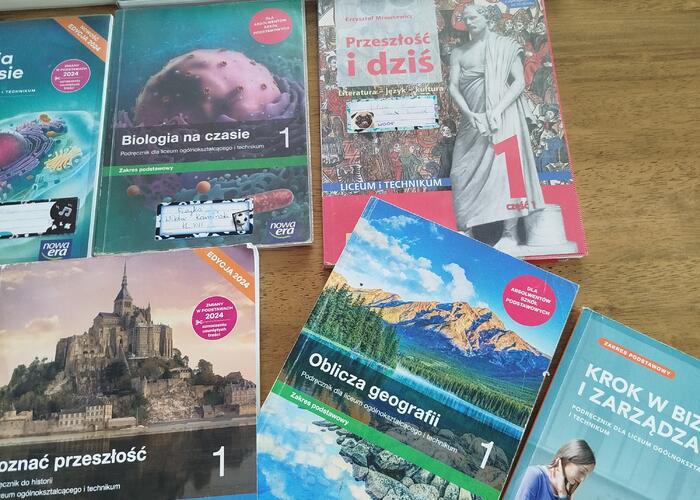 Grajewo ogłoszenia: Sprzedam książki 20 zł /szt