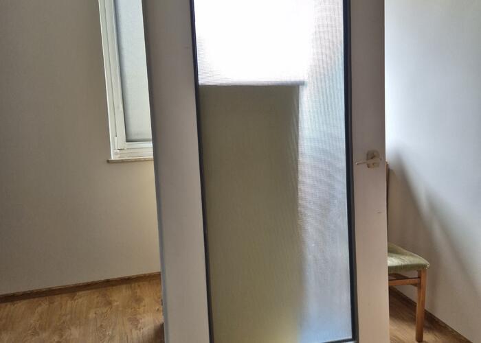 Grajewo ogłoszenia: Sprzedam drzwi wewnętrzne prawe szerokość 80 cm, używane.