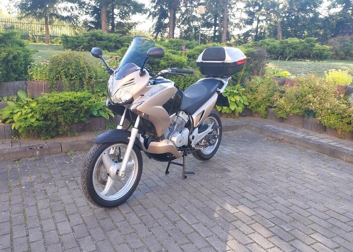 Grajewo ogłoszenia: Honda Varadero 125
-2007r.
-15700km przebiegu (ciągle rośnie)...