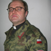 2.  ks. Dariusz Narewski  (fot. gminagrajewo.pl)