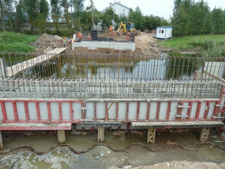Budowa mostu w Rybczyźnie
