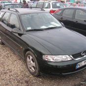13. Opel Vectra, 2001 r., 1.9 D - 14 900 zł 