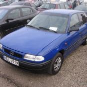 17. Opel Astra, 1995r., 1.4 E - 3 300 zł 