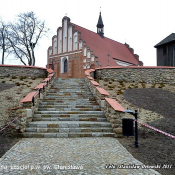 15. kościół św. Stanisława w Niedźwiadnej