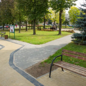 9. Rewitalizacja zabytkowego centrum miejsowości Rajgród poprzez remont chodników i parkingów