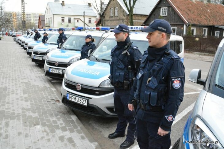 Nowe radiowozy dla policjantów 