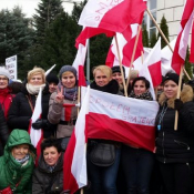 4. Warszawa 11.02.2016 r. - delegacja Społem na manifestacji