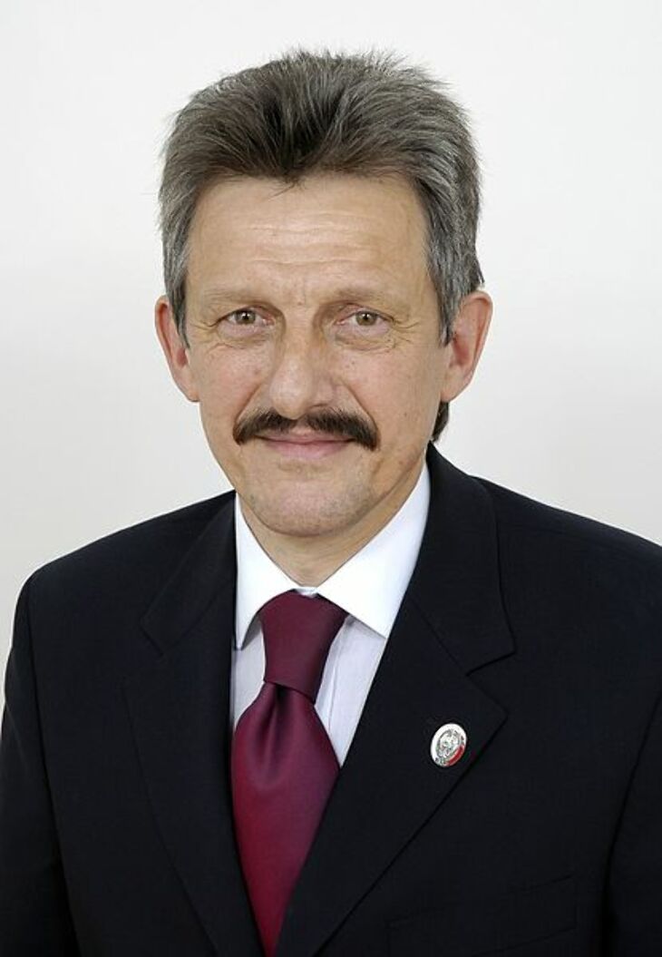 PRL-owski prokurator w PiS