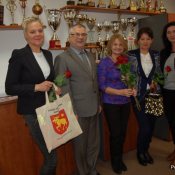 4. od lewej: Alicja Tondera, Waldemar Ramfeld, Katarzyna Blusiewicz, Iwona Sypytkowska, Joanna Kosielska (e-Grajewo)