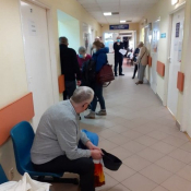 23. Szpital, Seniorzy szczepią się przeciw COVID-19