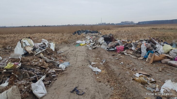 Dzikie wysypisko śmieci w Toczyłowie!