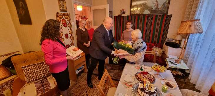 Życzenia z okazji 100. urodzin Pani Ireny