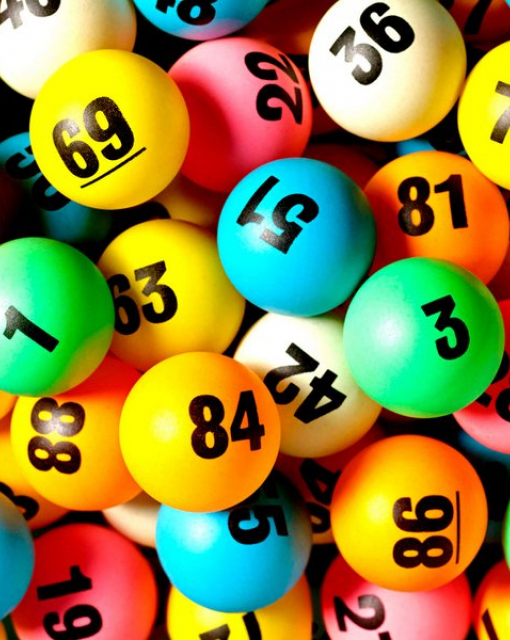 Lotto przez internet - Czy warto i co oferuje?