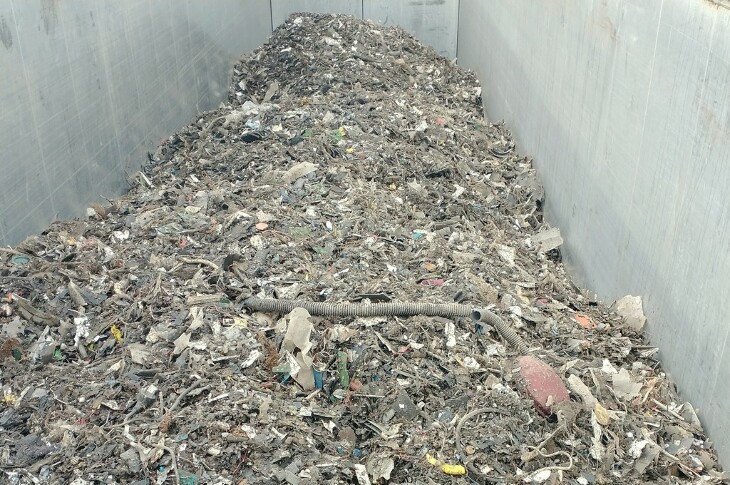 Nielegalny transport 25 ton odpadów 