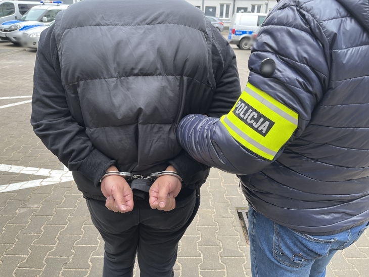 Zatrzymali oszustów wyłudzających pieniądze od seniorów