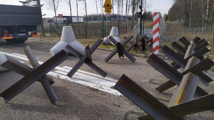 Rozbudowa zabezpieczeń na granicy z Rosją i Białorusią