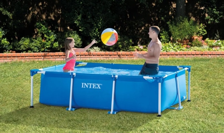 Basen dla dziecka - jaki basenik kupić do ogrodu?