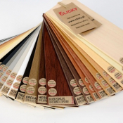 2. Darmowe próbniki kolorów drewna znacznie ułatwiają wybór odpowiedniego koloru