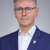 3.  senator Maciej Żywno 