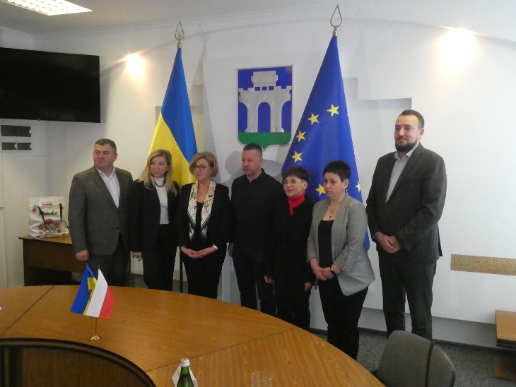 Samorządy z pomocą dla miasta Równe na Ukrainie