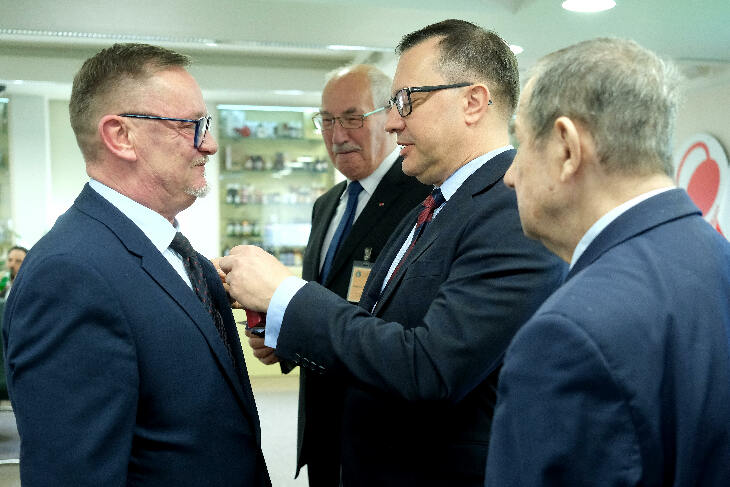 Uhonorowany odznaką 