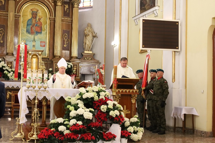 Przedstawiciele Powiatu Grajewskiego na uroczystościach majowych