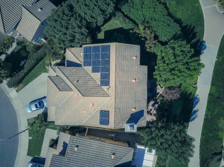 Niezależność i zrównoważony rozwój - samowystarczalność dzięki magazynowaniu energii
