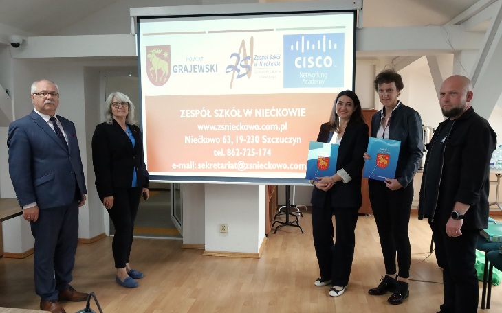 ZS w Niećkowie. Podpisanie listu intencyjnego z firmą Cisco