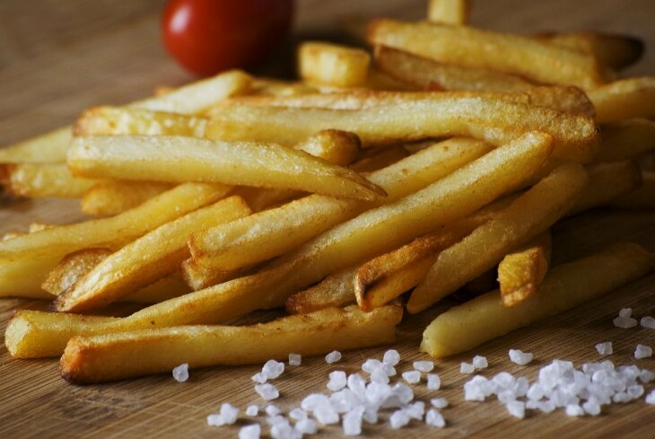 Jak wybrać idealną frytownicę do restauracji? Poradnik