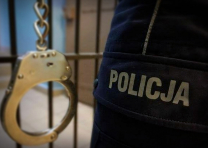 Wyłudziła ponad 300 tysięcy złotych