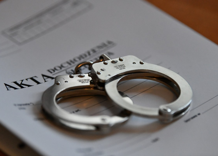 Pracownik banku usłyszał 271 zarzutów oszustwa