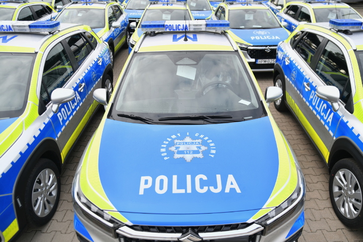 Nowe samochody trafiły do podlaskich policjantów