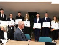 Wręczono nagrody i stypendia Starosty Grajewskiego