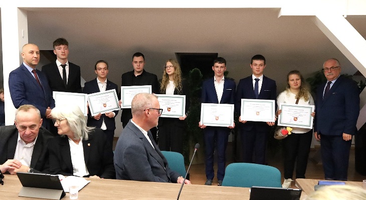 Wręczono nagrody i stypendia Starosty Grajewskiego
