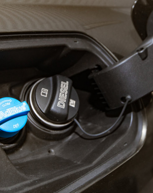 Wtryskiwacz AdBlue w układzie SCR - krystalizacja, czyszczenie i kontrola strugi