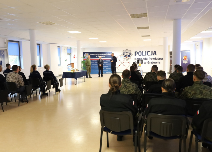 Przekazanie sprzętu Komendzie Powiatowej Policji 