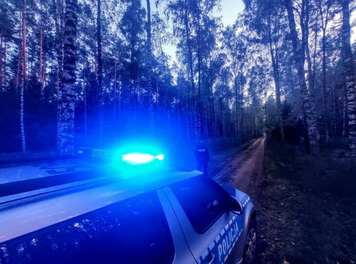  Policjanci odnaleźli zagubionego grzybiarza