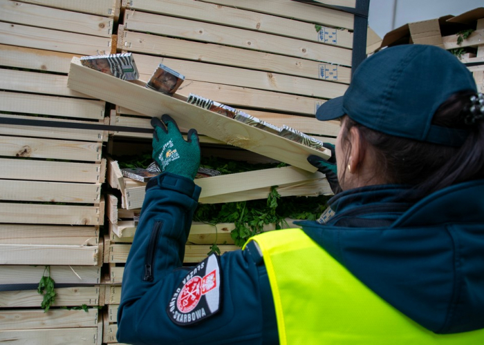 Przemyt 50 tys. paczek białoruskich papierosów