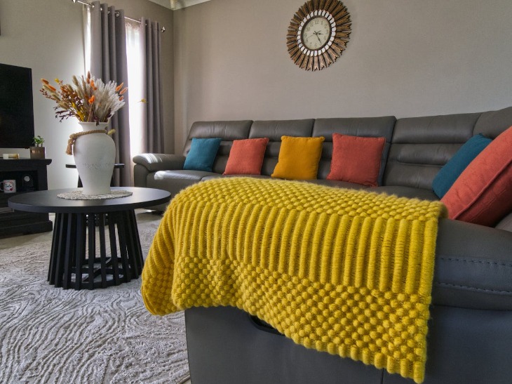 Jak stworzyć przytulny kącik wypoczynkowy w salonie?