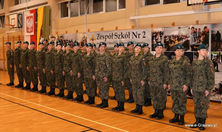 Przyrzeczenie Strzeleckich klas mundurowych