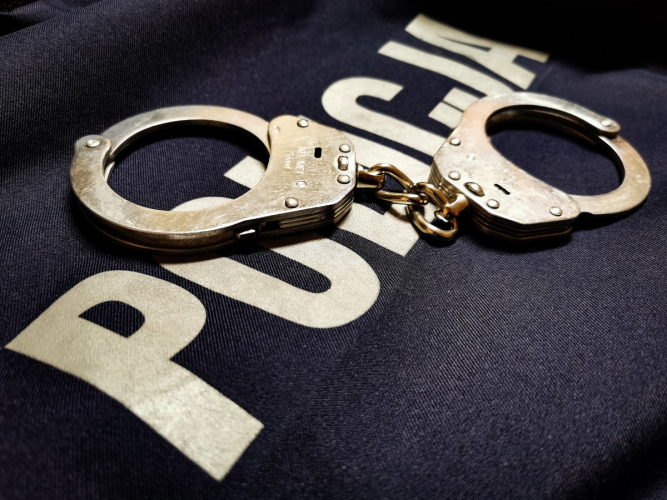 Policjanci zatrzymali cztery osoby poszukiwane