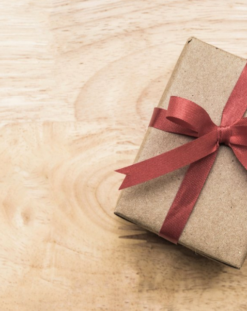 Więcej niż upominek - jak gadżety reklamowe kształtują relacje z klientem